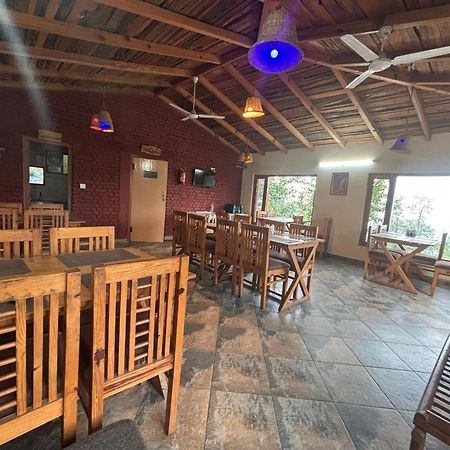 Pragati Resort & Restaurant- Eden Of Kumaon Bhowali ภายนอก รูปภาพ
