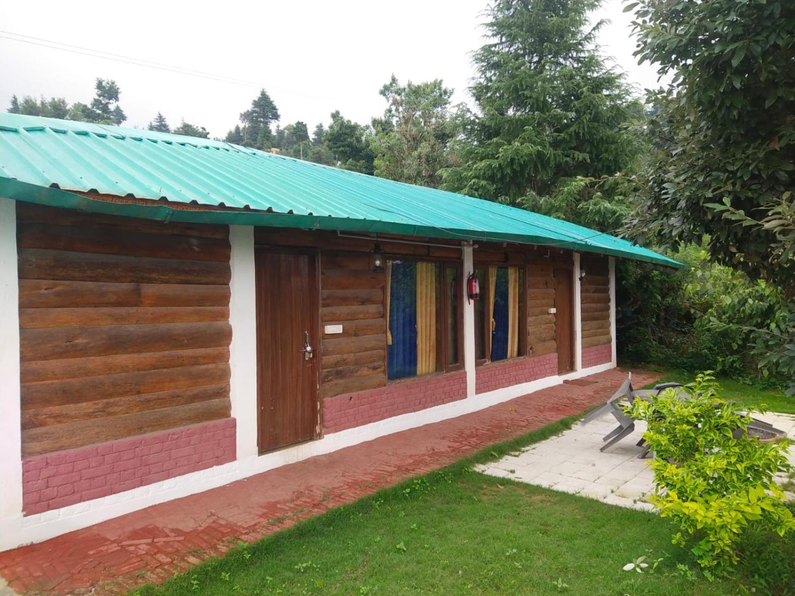 Pragati Resort & Restaurant- Eden Of Kumaon Bhowali ภายนอก รูปภาพ