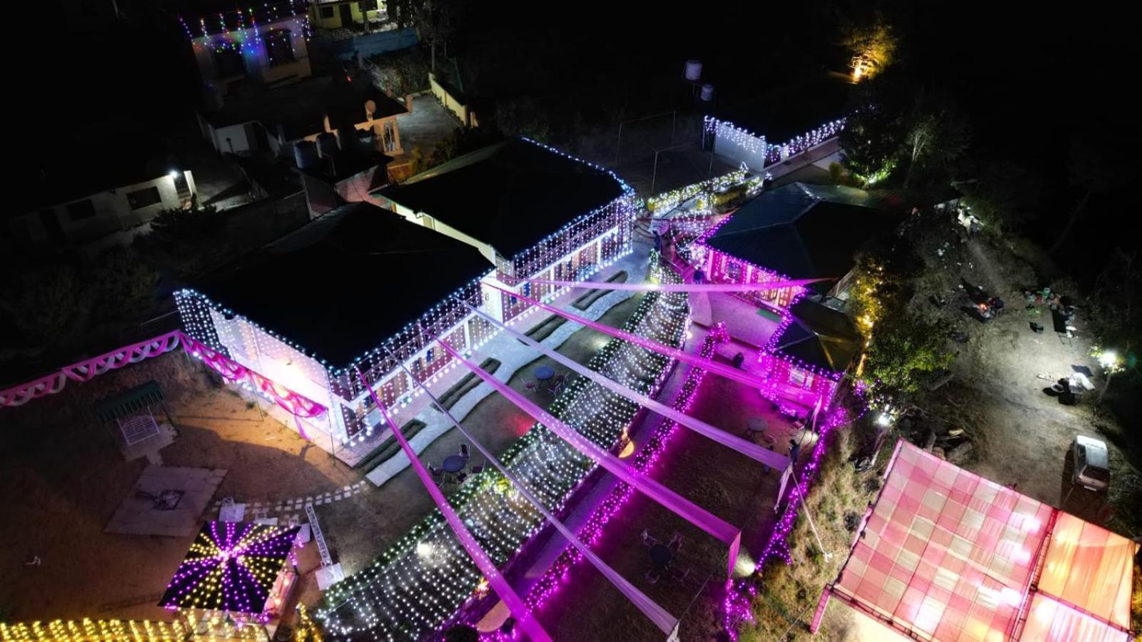 Pragati Resort & Restaurant- Eden Of Kumaon Bhowali ภายนอก รูปภาพ