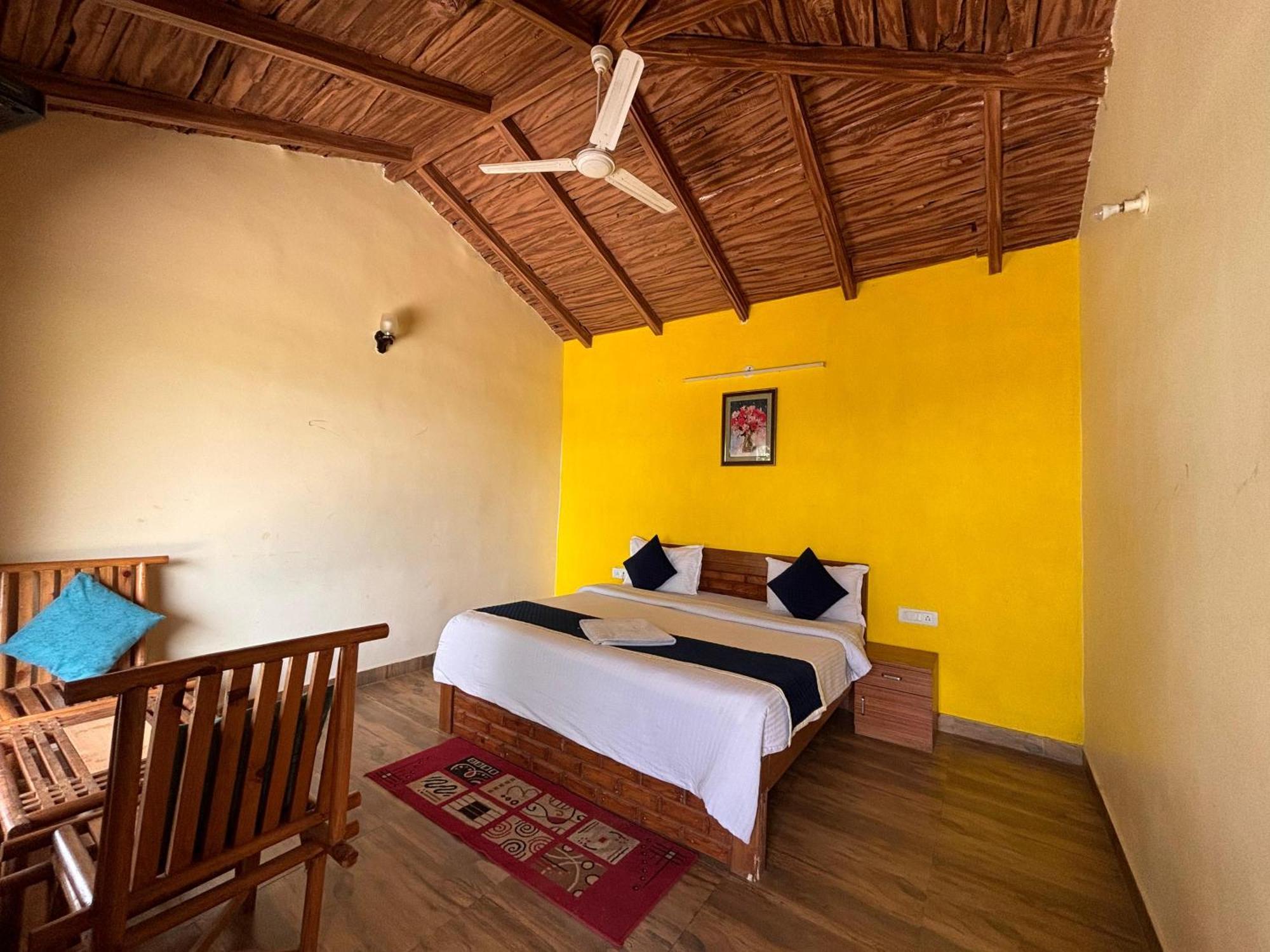 Pragati Resort & Restaurant- Eden Of Kumaon Bhowali ภายนอก รูปภาพ